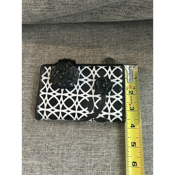 Vera Bradley Best Bud Frill Wallet In Night And Day Pattern Black White Patent - Picture 6 of 6